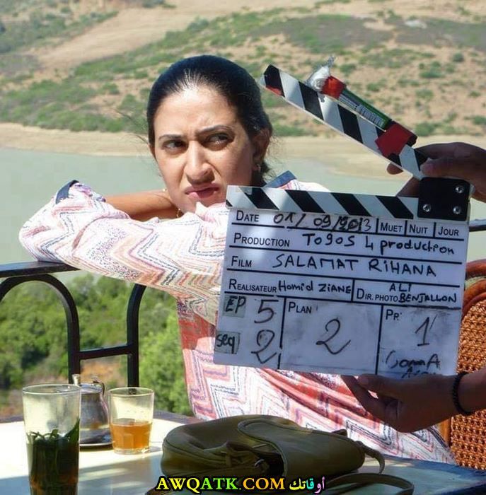 الممثلة المغربية دنيا بوطازوت