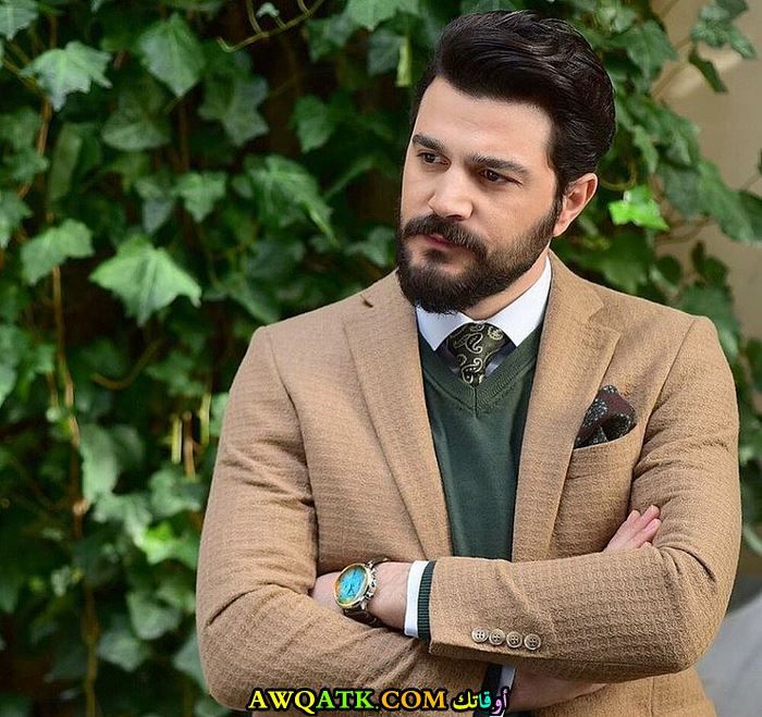 بوراك سيفينش الممثل التركي